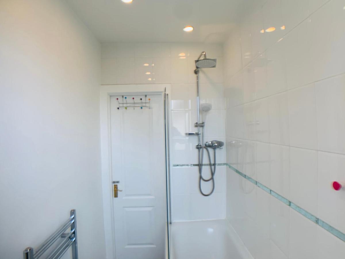 Maria- Bright And Modern City Center Apartment . Edinburgh Luaran gambar